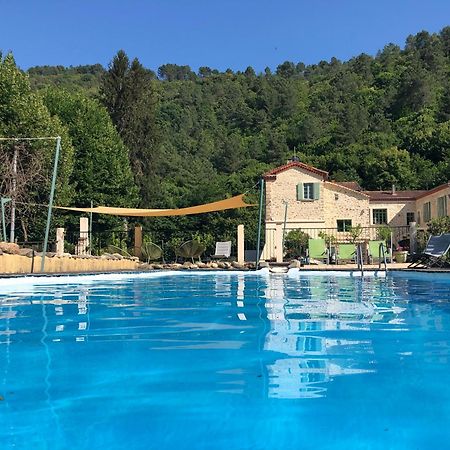 Chateau Du Fraissinet, 6 Gites Sleeping 2-8 Guests, Pool And River On Site La Tronche (Gard) Exterior foto